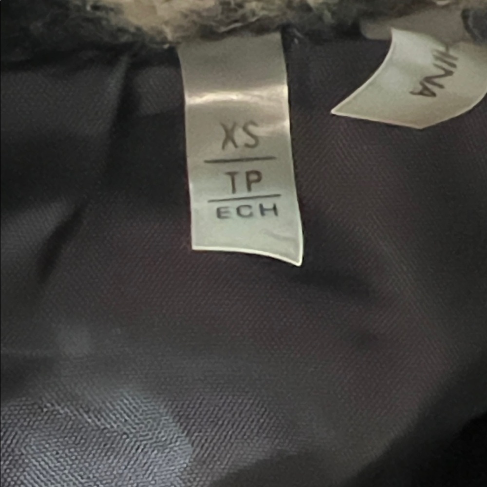 T Tahari Kendall Leopard Print Coat - Picture 10 of 11